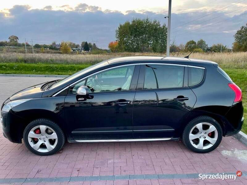 Czarny Używany 2010 Peugeot 3008 GT SUV | 26 000 zł (Dość drogi) - Obraz 1/4