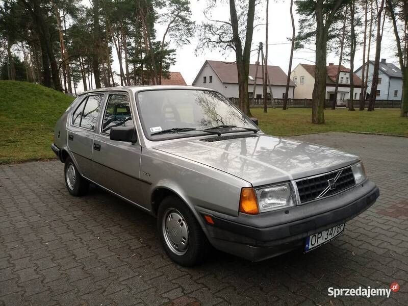 Używany 1985 Volvo 340 Hatchback | 9500 zł - Obraz 1/4