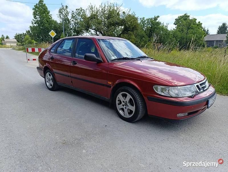 Czerwony Używany 1999 Saab 9-3 Hatchback | 5800 zł - Obraz 1/4
