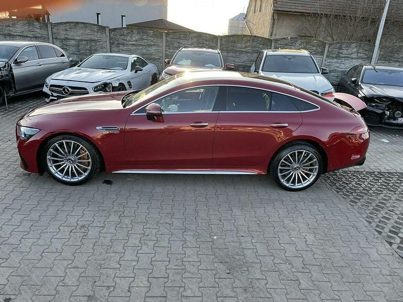 Używany Mercedes AMG GT AMG 585 KM (430 kW) 2023 Czerwony Coupe