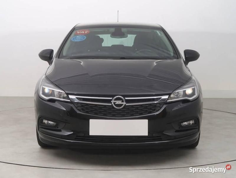Czarny Używany 2019 Opel Astra Hatchback | 49 999 zł (Uczciwa cena) - Obraz 1/4
