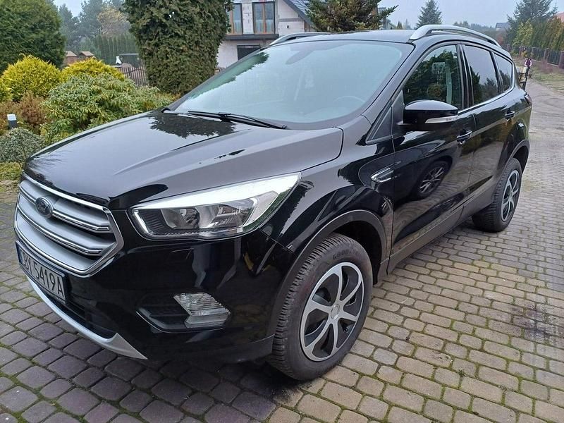Używany Ford Kuga 150 KM (110 kW) 2019 Czarny SUV