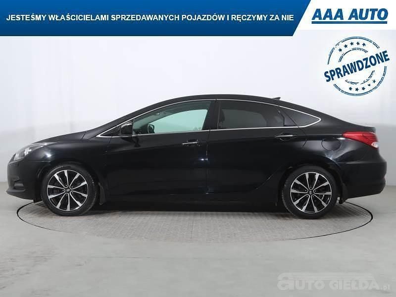 Używany Hyundai i40 165 KM (121 kW) 2017 Czarny