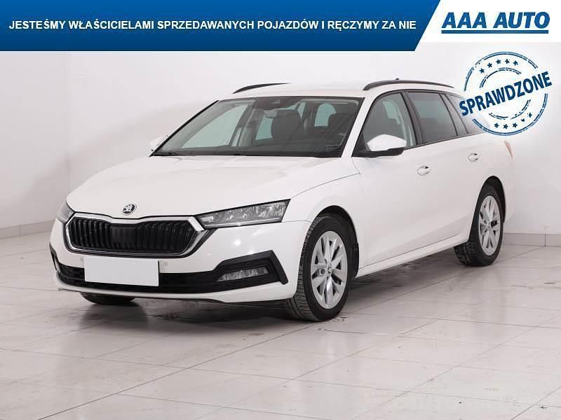Używany Skoda Octavia 2022 Biały