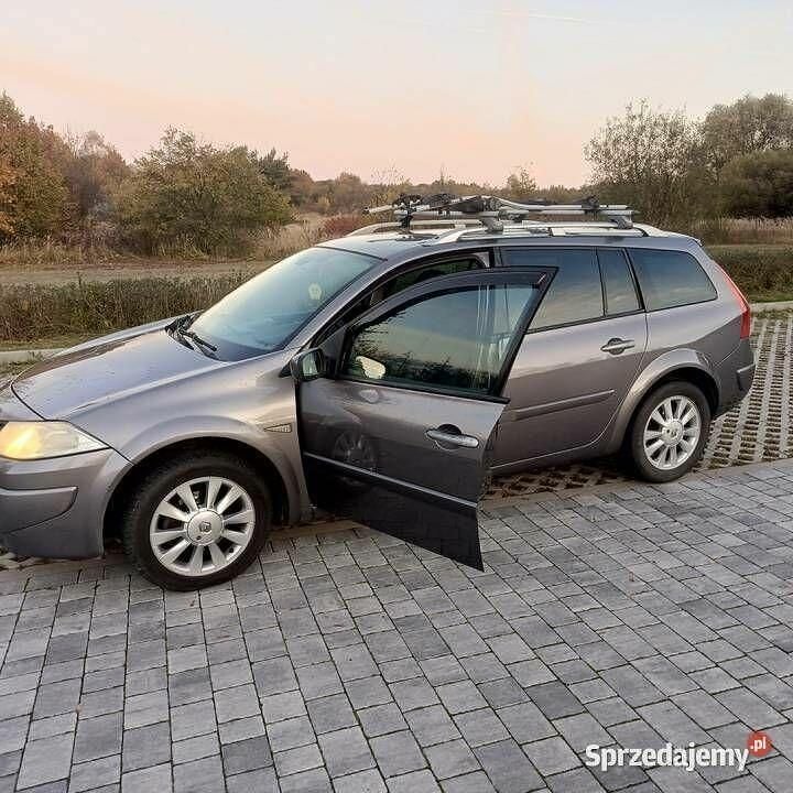 Brązowy Używany 2008 Renault Mégane II Kombi | 10 500 zł (Drogi) - Obraz 1/4