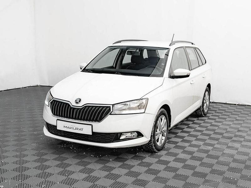 Używany Skoda Fabia Ambition 95 KM (69 kW) 2021 Biały Kombi