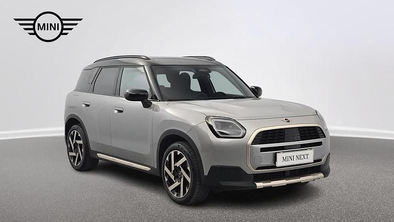 Melting silver iii metalizowany Używany 2025 Mini Countryman SUV | 161 900 zł (Dobra cena) - Obraz 1/4
