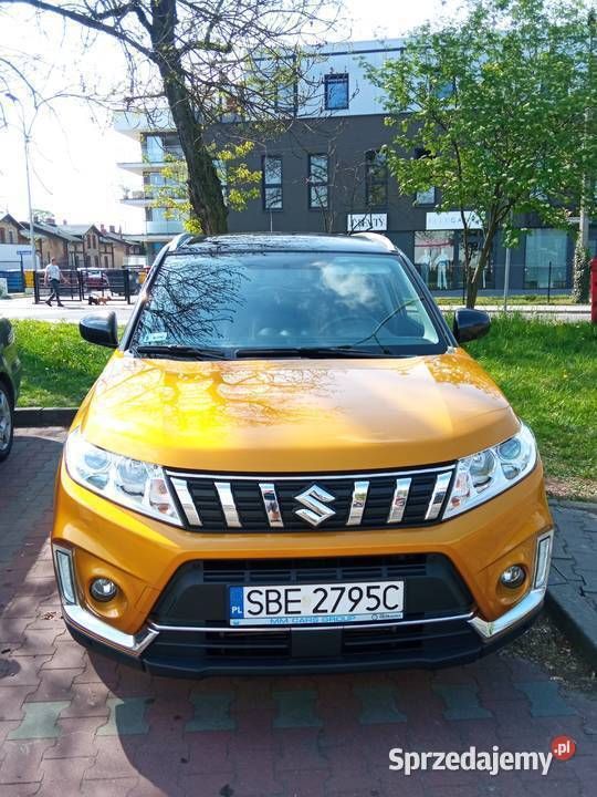 Czarny Używany 2019 Suzuki Vitara SUV | 69 000 zł (Uczciwa cena) - Obraz 1/4