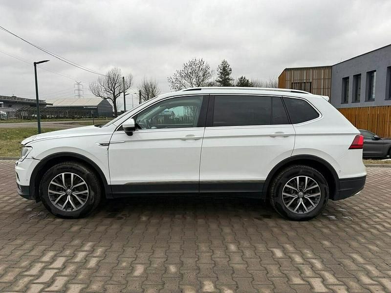 Używany VW Tiguan Allspace Highline 150 KM (110 kW) 2018 Biały (metalik) SUV
