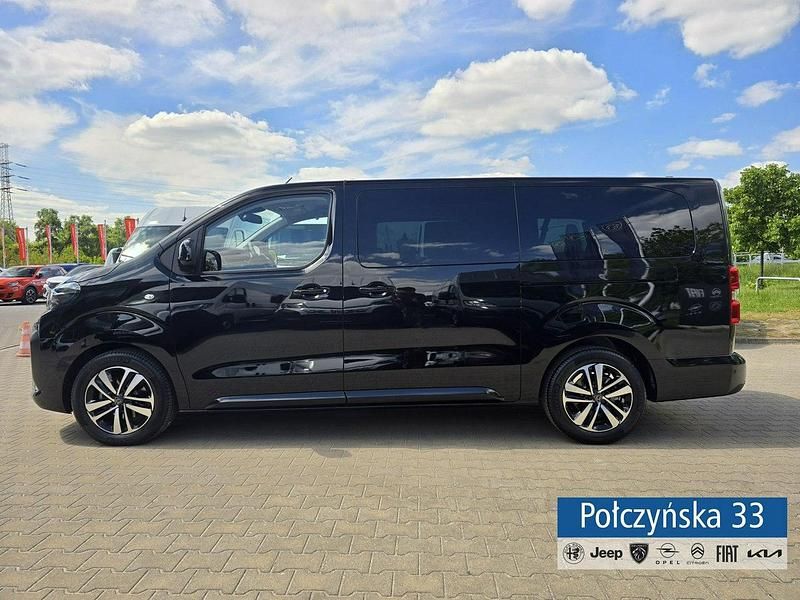 Nowe Peugeot Traveller 180 KM (132 kW) 2025 Czarny (metalik) Minivan