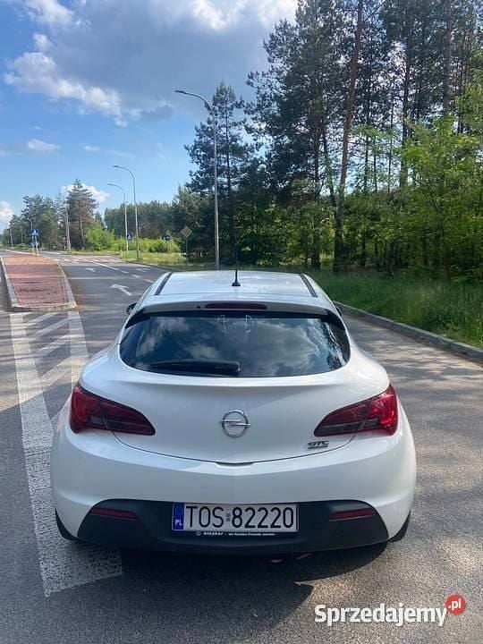Używany Opel Astra GTC 2013 Biały Hatchback