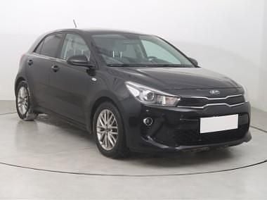 Używany Kia Rio 99 KM (72 kW) 2018 Czarny Hatchback
