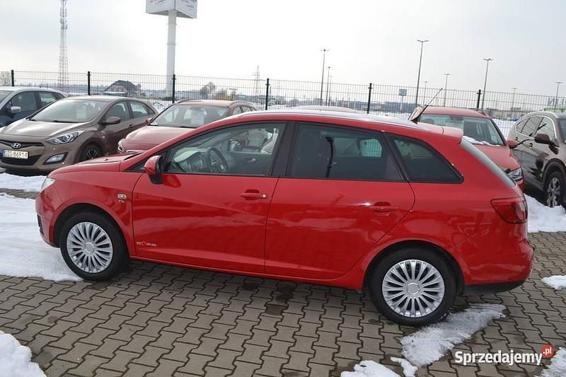 Używany Seat Ibiza ST 2012 Czerwony Kombi