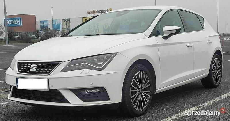 Biały Używany 2018 Seat Leon XCELLENCE Hatchback | 47 900 zł (Uczciwa cena) - Obraz 1/4