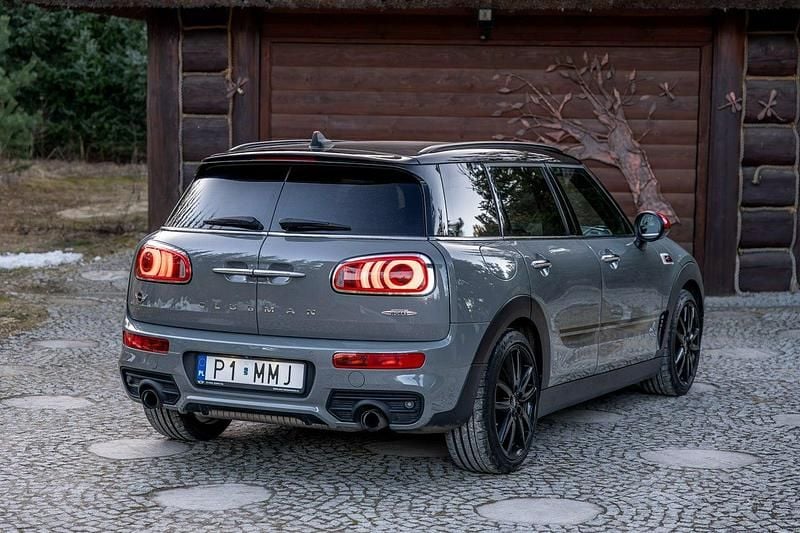 Używany Mini Clubman 231 KM (169 kW) 2017 Szary (metalik) Kombi