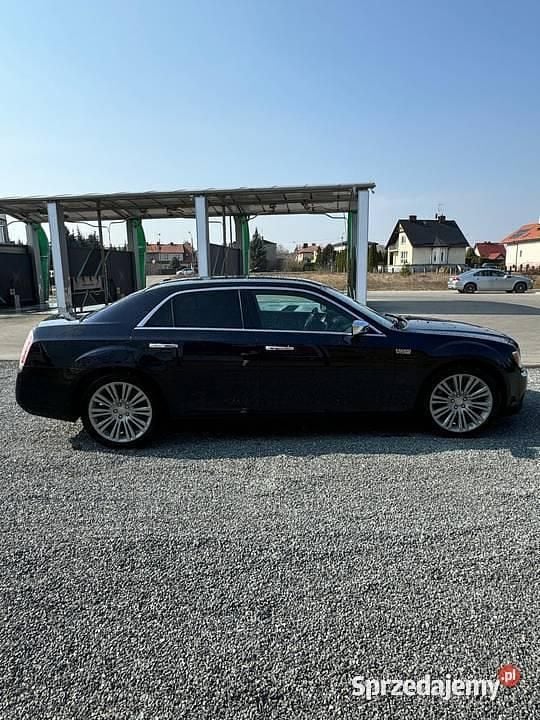 Granatowy Używany 2012 Chrysler 300C Sedan/Limuzyna | 57 900 zł (Drogi) - Obraz 1/4