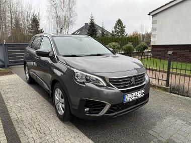 Inny kolor Używany 2017 Peugeot 5008 Minivan | 52 900 zł (Uczciwa cena) - Obraz 1/4
