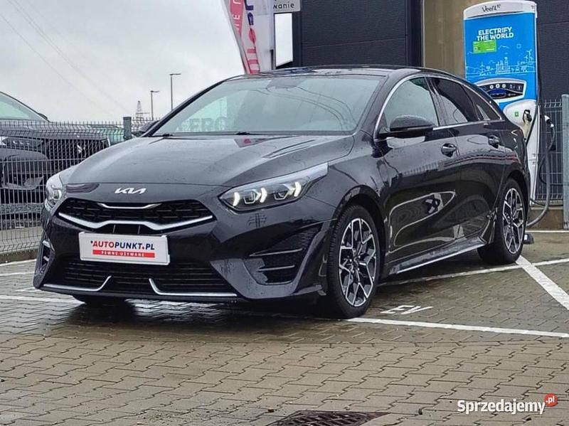Używany Kia ProCeed 160 KM (117 kW) 2022 Hatchback