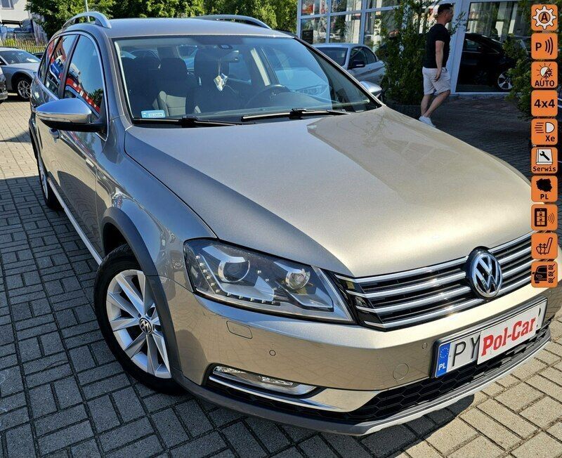 Złoty (metalik) Używany 2012 VW Passat Alltrack Kombi | 35 900 zł - Obraz 1/2
