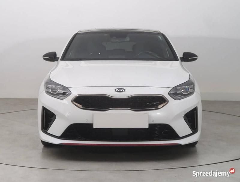 Biały Używany 2019 Kia ProCeed GT Hatchback | 85 999 zł - Obraz 1/4