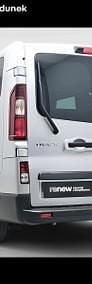 Używany Renault Trafic 150 KM (110 kW) 2024 Srebrny Minivan