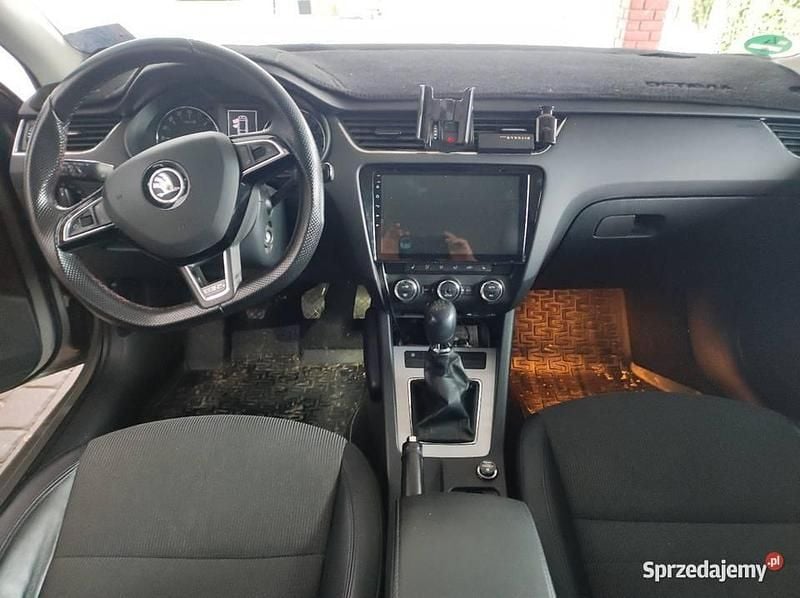 Używany Skoda Octavia 2014 Beżowy Hatchback
