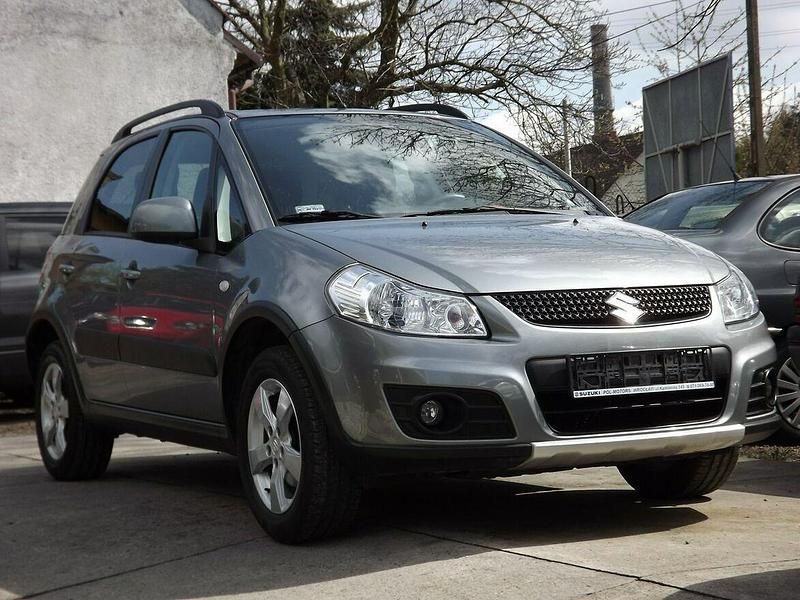 Używany Suzuki SX4 120 KM (88 kW) 2012 Szary Hatchback