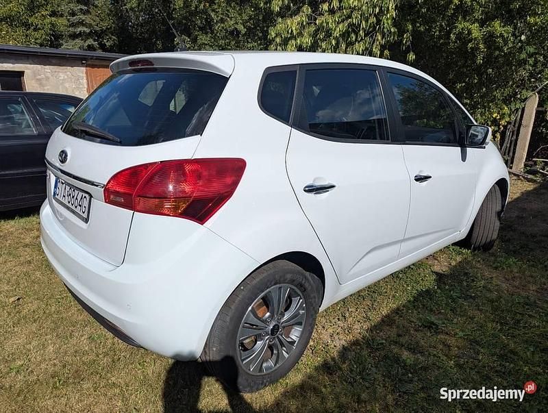 Używany Kia Venga DREAM-TEAM Edition 2017 Biały Hatchback