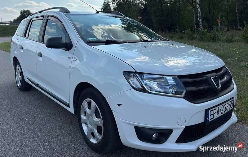 Biały Używany 2016 Dacia Logan Sedan/Limuzyna | 14 900 zł - Obraz 1/4