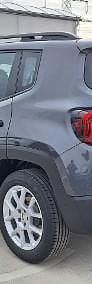 Używany Jeep Renegade Altitude 130 KM (95 kW) 2024 Szary SUV