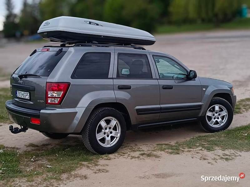 Używany Jeep Grand Cherokee Laredo 218 KM (160 kW) 2006 Szary SUV
