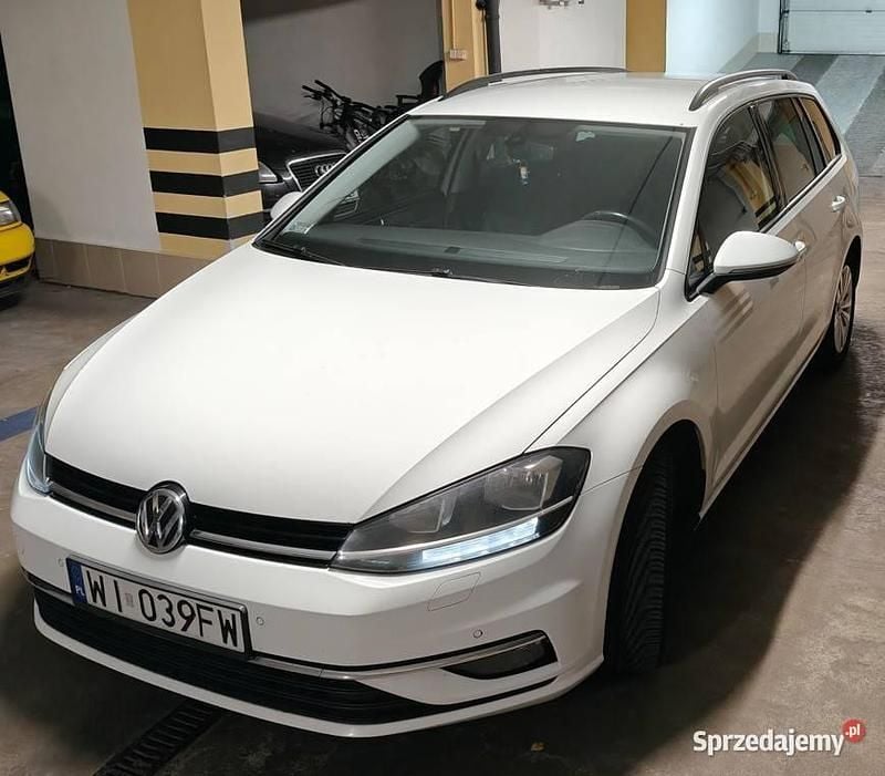 Biały Używany 2017 VW Golf VII Comfortline Kombi | 36 900 zł (Uczciwa cena) - Obraz 1/4