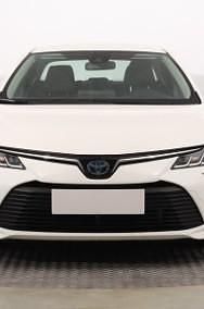 Używany Toyota Corolla 122 KM (89 kW) 2021 Biały Sedan/Limuzyna