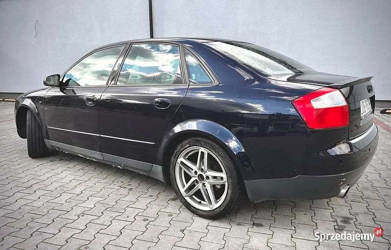 Granatowy Używany 2001 Audi A4 Sedan/Limuzyna | 10 000 zł (Uczciwa cena) - Obraz 1/4