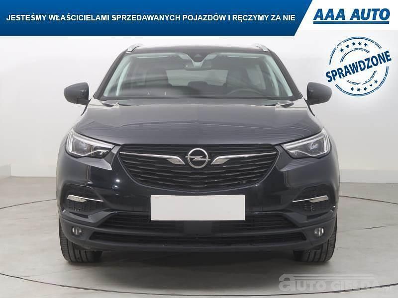 Używany Opel Grandland X 120 KM (88 kW) 2018 Czarny SUV