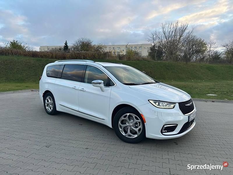 Używany Chrysler Pacifica Limited 2022 Van
