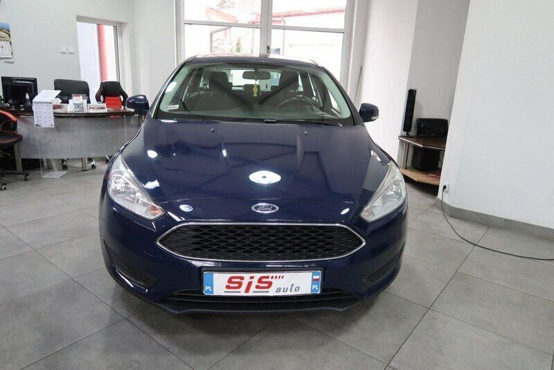 Używany Ford Focus 95 KM (69 kW) 2014 Niebieski (metalik) Sedan/Limuzyna