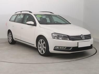 Biały Używany 2013 VW Passat Kombi | 23 999 zł (Dobra cena) - Obraz 1/4