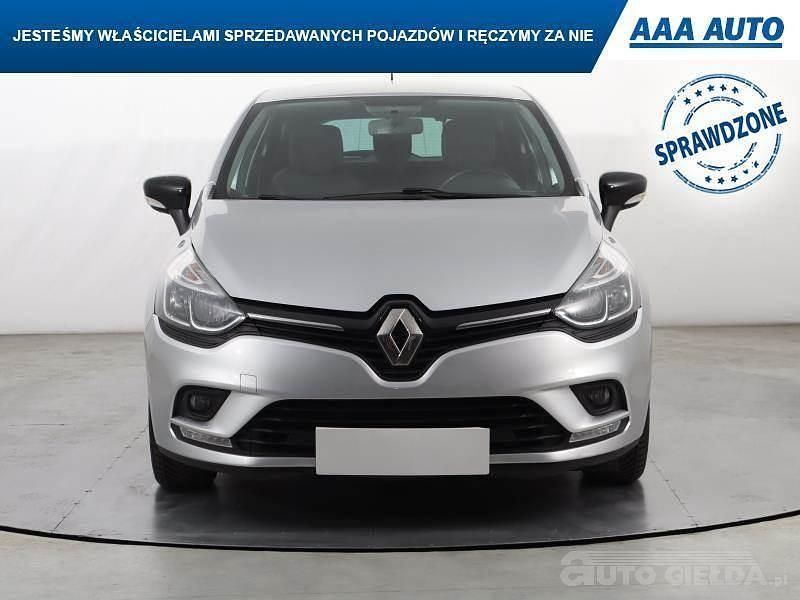 Używany Renault Clio V 2020 Srebrny