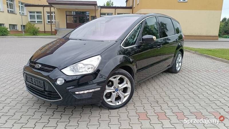 Czarny Używany 2011 Ford S-MAX Titanium Minivan | 28 900 zł (Uczciwa cena) - Obraz 1/4