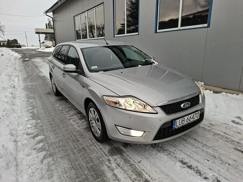 Używany Ford Mondeo 140 KM (102 kW) 2010 Srebrny Kombi