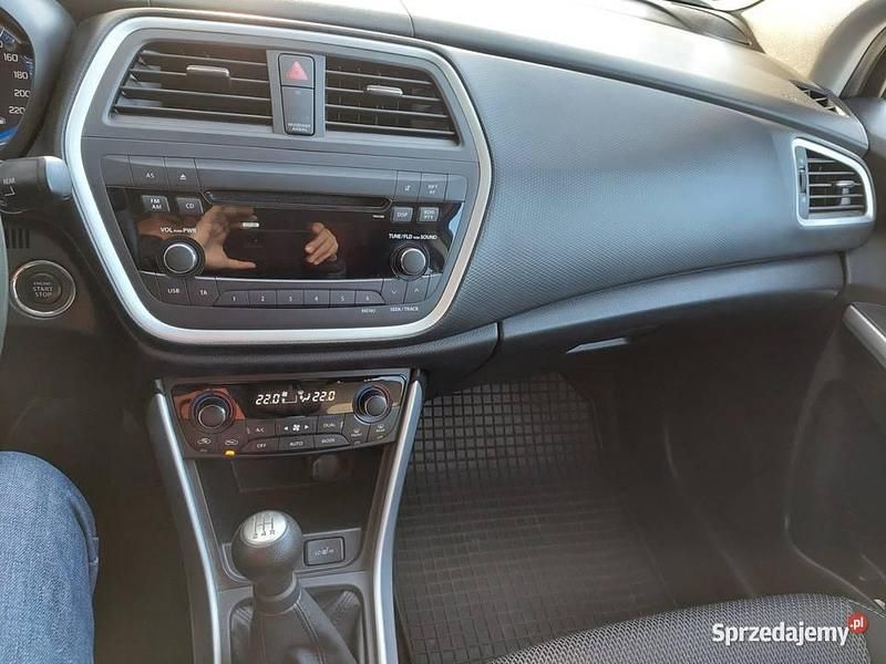 Używany 2014 Suzuki SX4 S-Cross SUV | 45 900 zł (Uczciwa cena) - Obraz 1/4