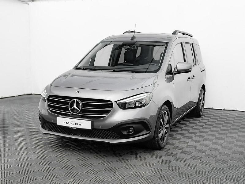 Używany Mercedes T180 Progressive 116 KM (85 kW) 2023 Szary Minivan