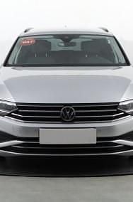 Używany VW Passat 150 KM (110 kW) 2021 Srebrny Kombi