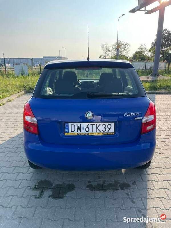 Używany Skoda Fabia 2009 Niebieski Hatchback