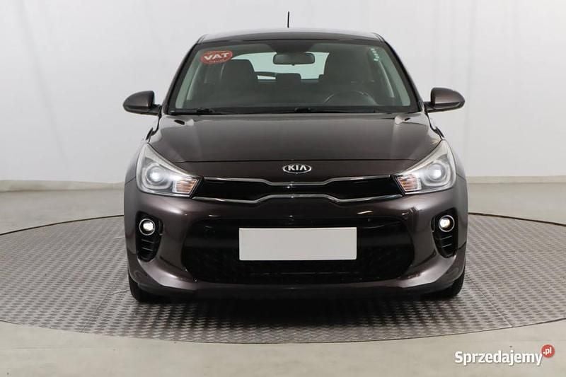 Używany Kia Rio 2017 Brązowy Hatchback