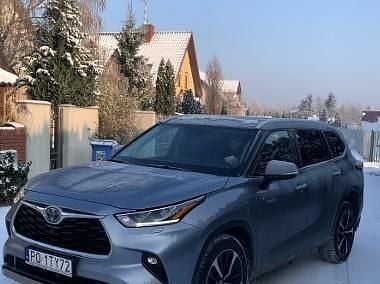 Używany Toyota Highlander 248 KM (182 kW) 2021 Niebieski SUV