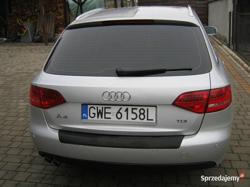 Srebrny Używany 2011 Audi A4 Kombi | 21 800 zł (Super Cena) - Obraz 1/4