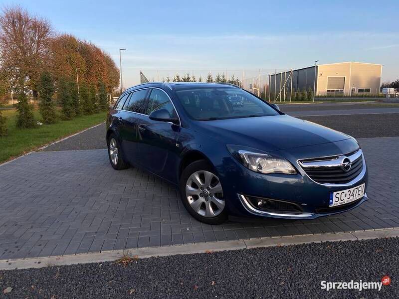 Używany Opel Insignia Edition 170 KM (125 kW) 2015 Granatowy Kombi