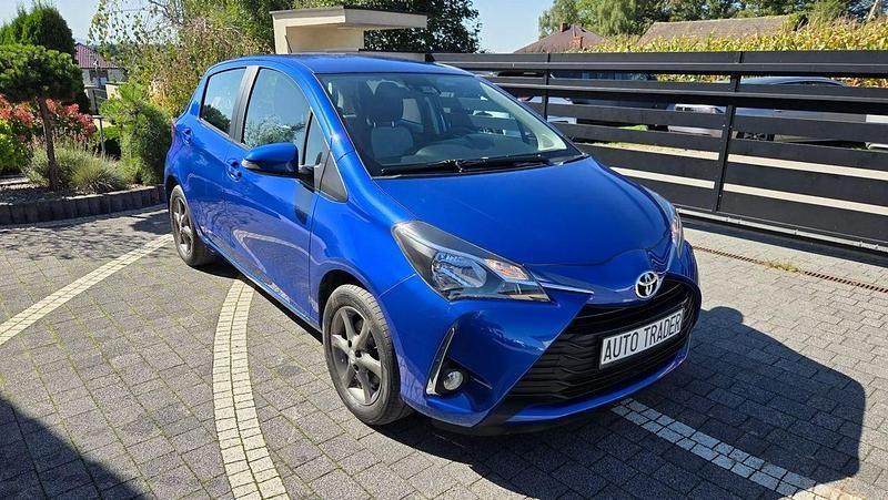 Niebieski (metalik) Używany 2019 Toyota Yaris Sedan/Limuzyna | 47 600 zł (Dobra cena) - Obraz 1/4